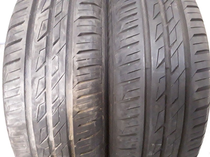 Recambio de neumatico pareja para neumaticos reutilizados - referencia OEM IAM 185651588H NORAUTO 185/65/15/88H