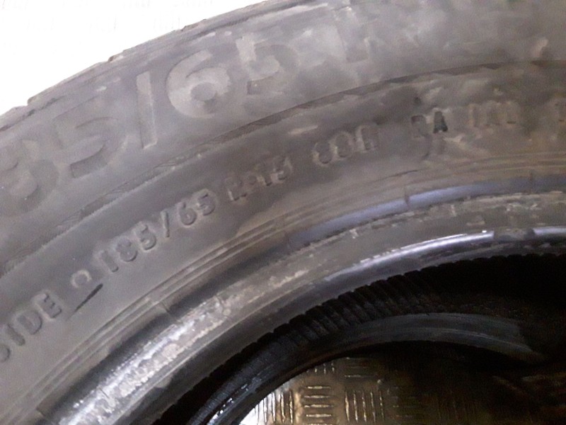 Recambio de neumatico pareja para neumaticos reutilizados - referencia OEM IAM 185651588H NORAUTO 185/65/15/88H