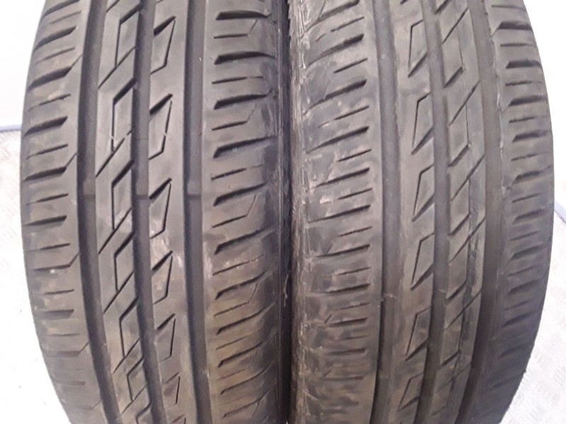 Recambio de neumatico pareja para neumaticos reutilizados - referencia OEM IAM 185651588H NORAUTO 185/65/15/88H