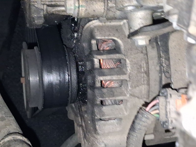 Recambio de alternador para peugeot 3008 ii suv (mc_, mr_, mj_, m4_) 1.6 bluehdi 100 referencia OEM IAM 1612458880 9810525380 