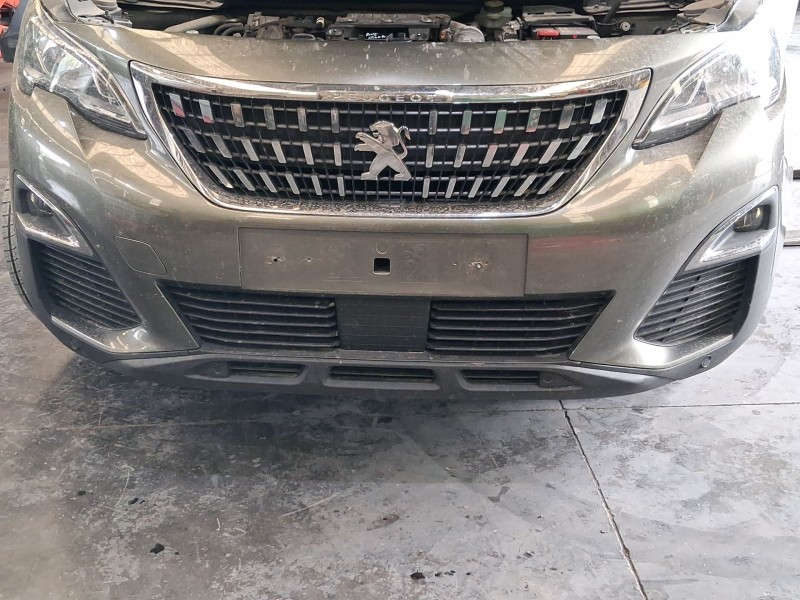 Recambio de paragolpes delantero para peugeot 3008 ii suv (mc_, mr_, mj_, m4_) 1.6 bluehdi 100 referencia OEM IAM 1617976680  