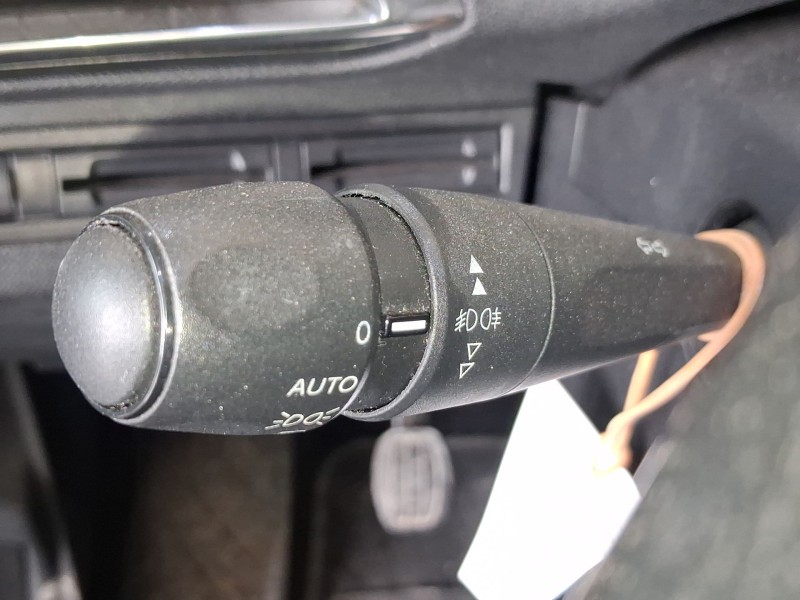 Recambio de mando luces y limpia para peugeot 3008 ii suv (mc_, mr_, mj_, m4_) 1.6 bluehdi 100 referencia OEM IAM 98312537ZD  