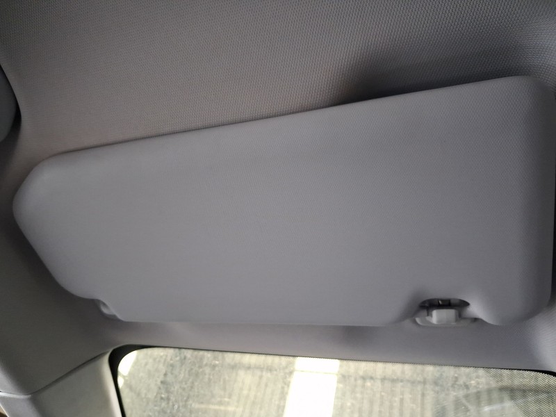 Recambio de parasol izquierdo para peugeot 3008 ii suv (mc_, mr_, mj_, m4_) 1.6 bluehdi 100 referencia OEM IAM 98284444PR  