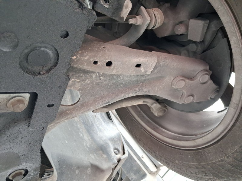 Recambio de brazo suspension inferior delantero izquierdo para peugeot 3008 ii suv (mc_, mr_, mj_, m4_) 1.6 bluehdi 100 referenc