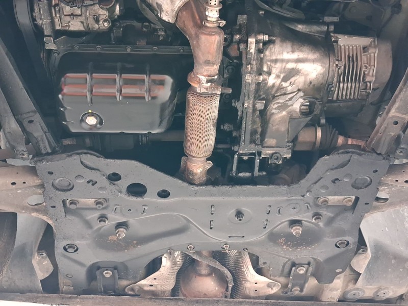 Recambio de puente delantero para peugeot 3008 ii suv (mc_, mr_, mj_, m4_) 1.6 bluehdi 100 referencia OEM IAM 9677071880  