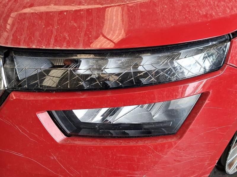 Recambio de faro izquierdo para skoda kamiq (nw4) 1.0 tsi referencia OEM IAM 658941015  