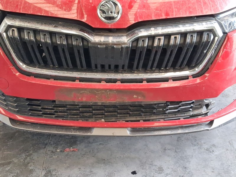 Recambio de rejilla delantera para skoda kamiq (nw4) 1.0 tsi referencia OEM IAM 658853653ZD4  