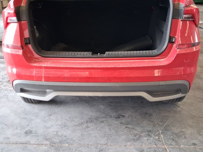 Recambio de paragolpes trasero para skoda kamiq (nw4) 1.0 tsi referencia OEM IAM 658807421A  