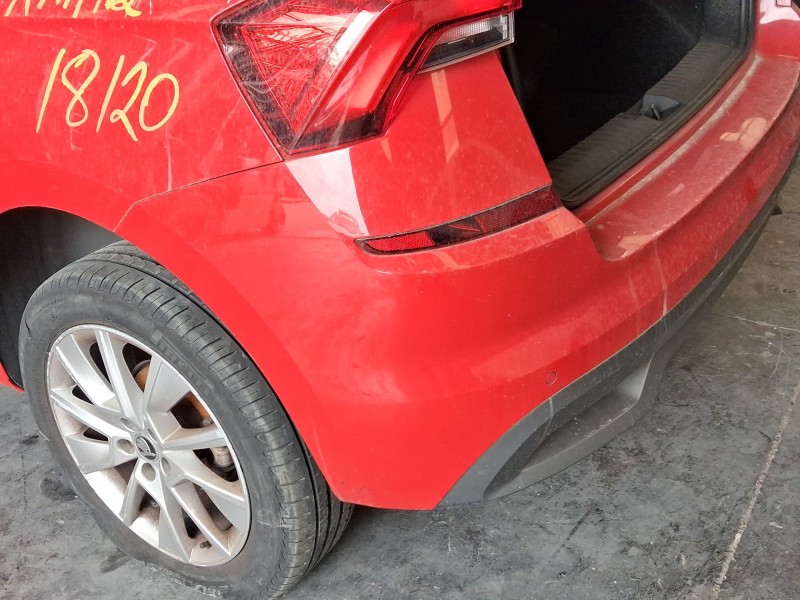 Recambio de paragolpes trasero para skoda kamiq (nw4) 1.0 tsi referencia OEM IAM 658807421A  