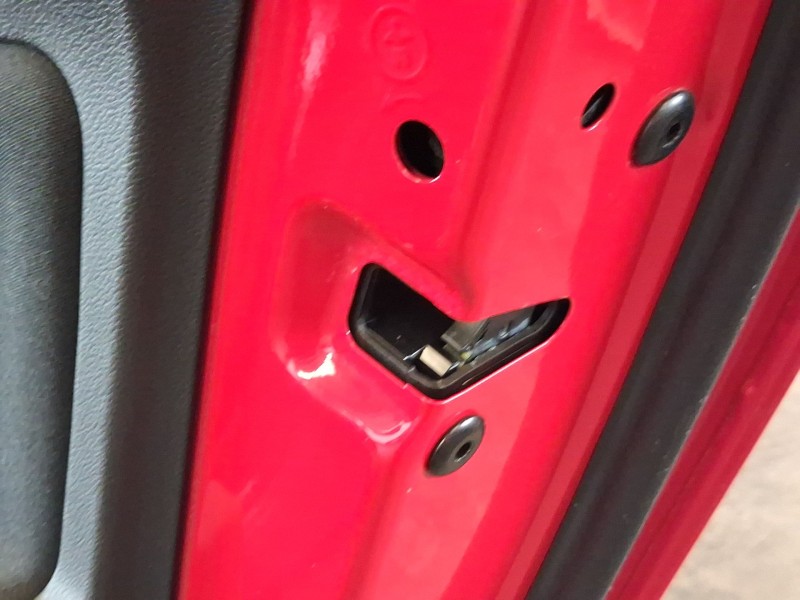 Recambio de cerradura puerta trasera derecha para skoda kamiq (nw4) 1.0 tsi referencia OEM IAM 5TA839016Q  