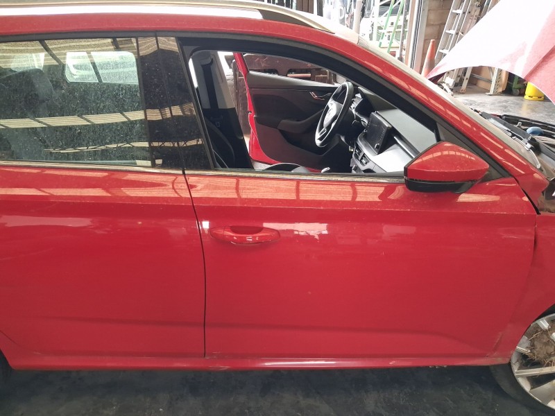 Recambio de puerta delantera derecha para skoda kamiq (nw4) 1.0 tsi referencia OEM IAM 658831052B  