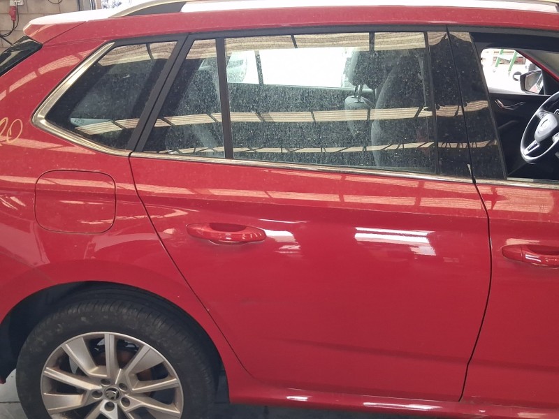 Recambio de puerta trasera derecha para skoda kamiq (nw4) 1.0 tsi referencia OEM IAM 658833052B TOCADA 