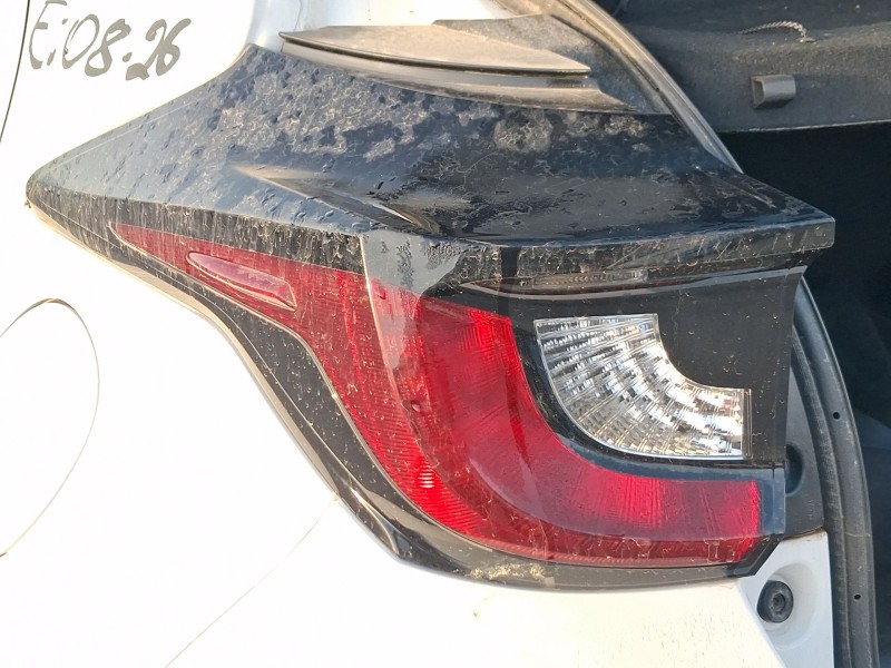 Recambio de piloto trasero izquierdo para toyota yaris (_p21_, _pa1_, _ph1_) 1.5 hybrid (mxph11) referencia OEM IAM 81561K0040  