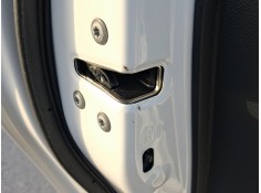 CERRADURA PUERTA TRASERA IZQUIERDA 69060K0040 