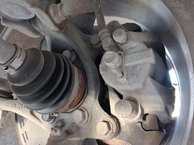 Recambio de pinza freno delantera izquierda para toyota yaris (_p21_, _pa1_, _ph1_) 1.5 hybrid (mxph11) referencia OEM IAM 47750