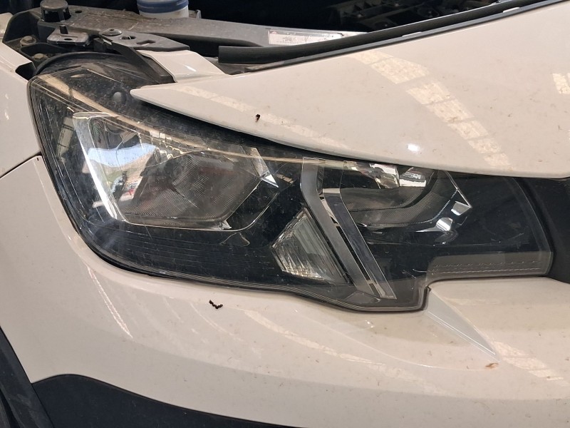 Recambio de faro derecho para peugeot rifter 1.5 bluehdi 100 referencia OEM IAM 9816826880  