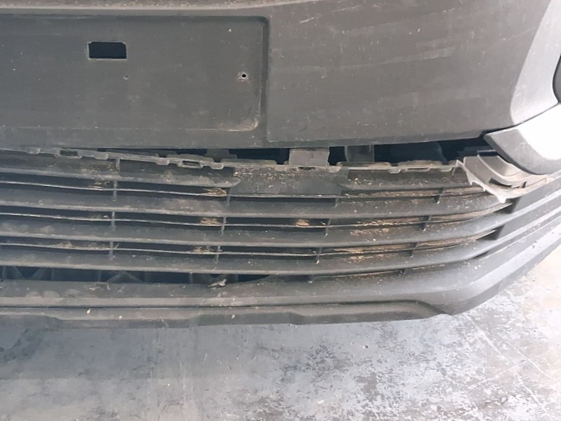 Recambio de paragolpes delantero para peugeot rifter 1.5 bluehdi 100 referencia OEM IAM 1632654980 TOCADO ROZADO 