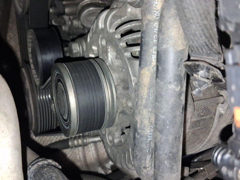 Recambio de alternador para peugeot rifter 1.5 bluehdi 100 referencia OEM IAM 9809391880  