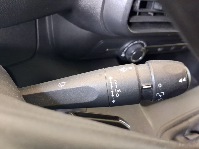 Recambio de mando luces y limpia para peugeot rifter 1.5 bluehdi 100 referencia OEM IAM 98312557ZD  