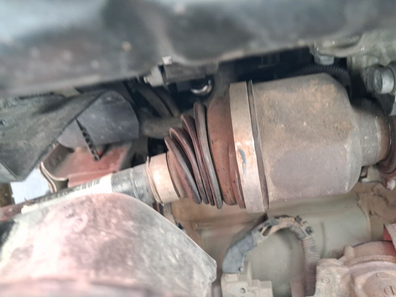 Recambio de transmision delantera derecha para peugeot rifter 1.5 bluehdi 100 referencia OEM IAM 9815636080 1667425780 