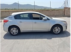 CHEVROLET CRUZE HATCHBACK (J305)
