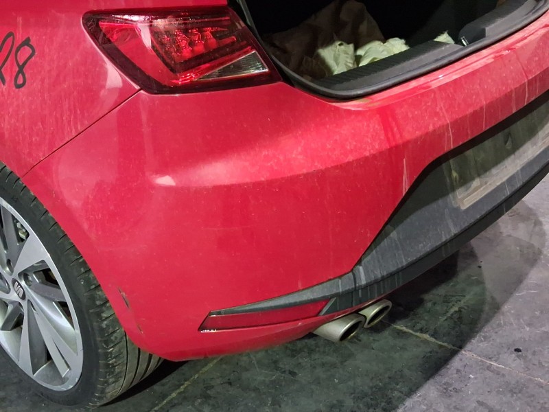 Recambio de paragolpes trasero para seat leon (5f1) 2.0 tdi referencia OEM IAM 5F0807421GRU ROZADO 