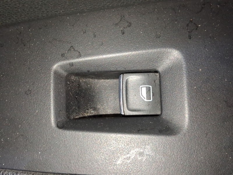 Recambio de mando elevalunas delantero derecho para seat leon (5f1) 2.0 tdi referencia OEM IAM 5G0959855PWHS  
