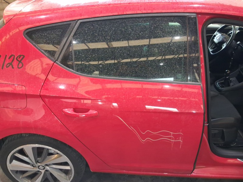 Recambio de puerta trasera derecha para seat leon (5f1) 2.0 tdi referencia OEM IAM 5F4833056 ROZADA 