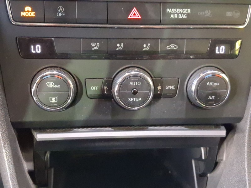 Recambio de mando climatizador para seat leon (5f1) 2.0 tdi referencia OEM IAM   
