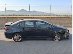 TOYOTA COROLLA SEDÁN (_E21_)