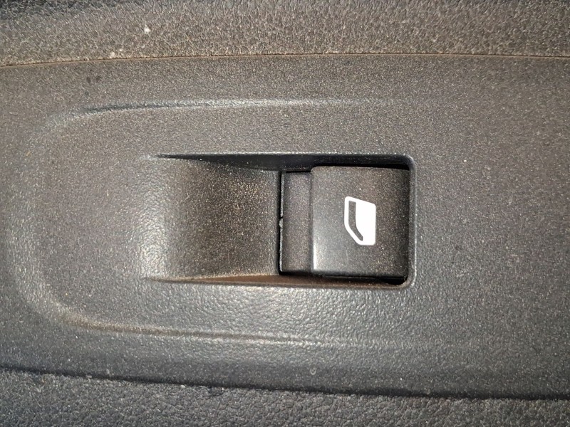 Recambio de mando elevalunas delantero derecho para fiat doblo furgón/monospace (510_, 511_) bluehdi 100 referencia OEM IAM   