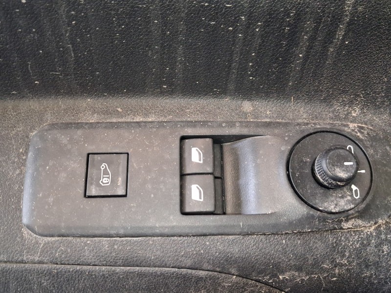 Recambio de mando elevalunas delantero izquierdo para fiat doblo furgón/monospace (510_, 511_) bluehdi 100 referencia OEM IAM  C