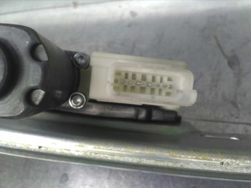 Recambio de elevalunas delantero izquierdo para nissan qashqai (j11) tekna referencia OEM IAM E11421100 290380404 ELECTRICO 6 PI