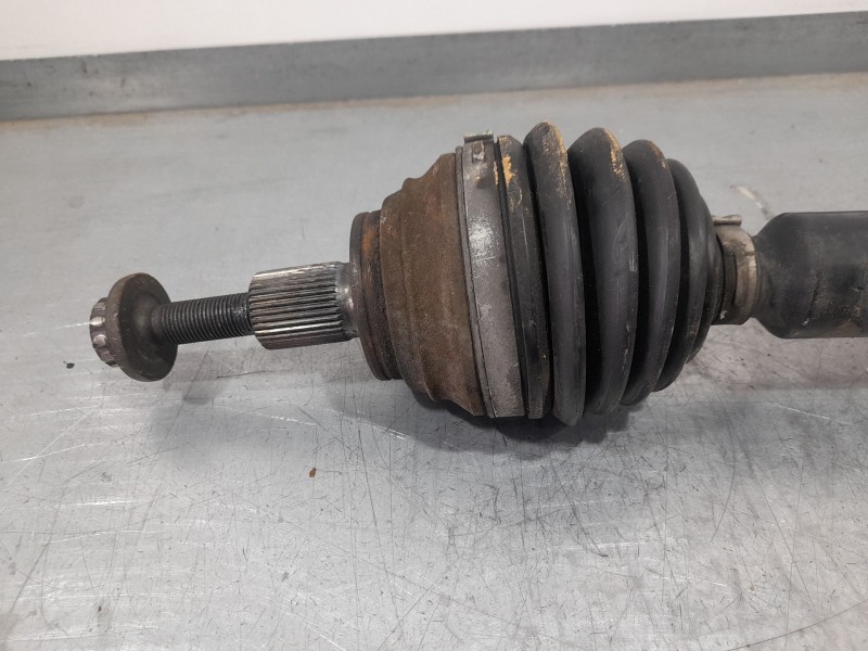 Recambio de transmision delantera derecha para seat leon (1p1) 1.2 tsi referencia OEM IAM 1K0407272NN  