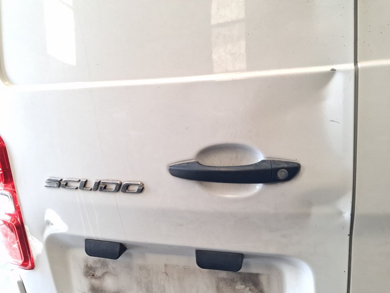 Recambio de puerta trasera izquierda carga para fiat scudo furgoneta 1.5 multijet 100 (506) referencia OEM IAM  MUY TOCADA 
