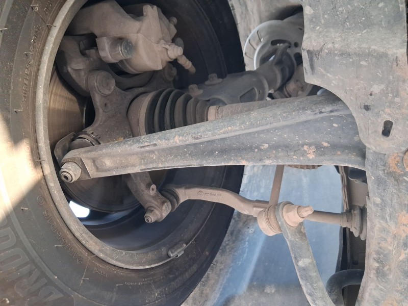 Recambio de brazo suspension inferior delantero derecho para fiat scudo furgoneta 1.5 multijet 120 (506) referencia OEM IAM 9877