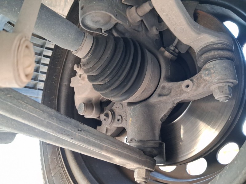 Recambio de mangueta delantera derecha para fiat scudo furgoneta 1.5 multijet 120 (506) referencia OEM IAM 1617969380  