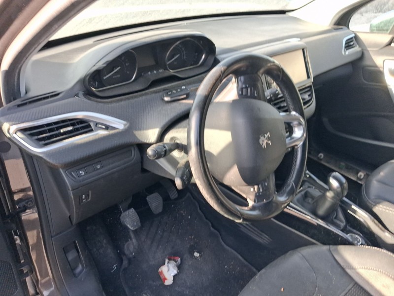 peugeot 2008 i (cu_) del año 2016