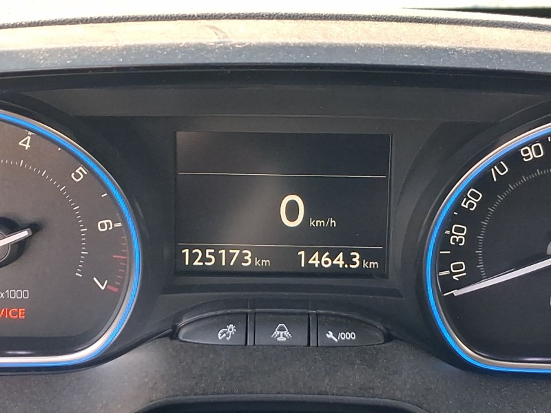 peugeot 2008 i (cu_) del año 2016
