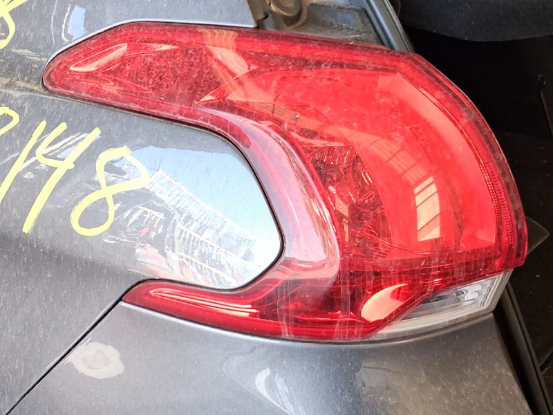 Recambio de piloto trasero izquierdo exterior para peugeot 2008 i (cu_) 1.2 thp 110 / puretech 110 referencia OEM IAM 9678074280