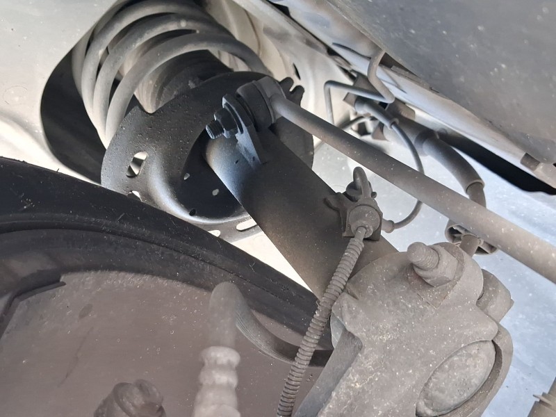 Recambio de amortiguador delantero derecho para peugeot 2008 i (cu_) 1.2 thp 110 / puretech 110 referencia OEM IAM 9801894980  