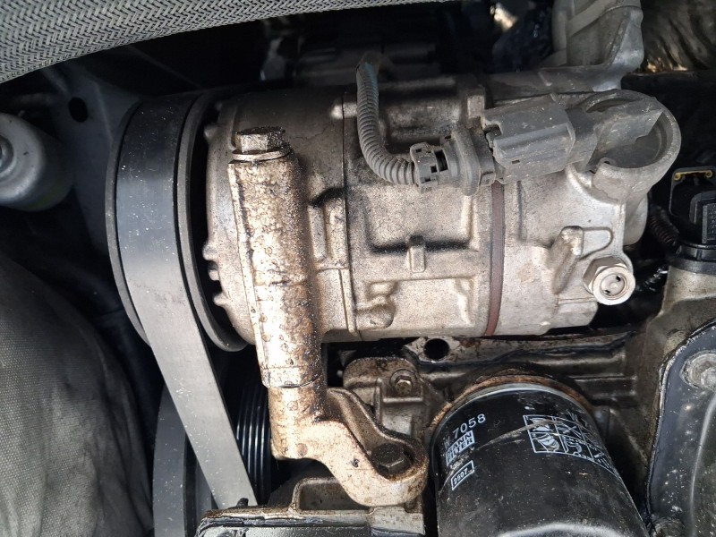 Recambio de compresor aire acondicionado para peugeot 2008 i (cu_) 1.2 thp 110 / puretech 110 referencia OEM IAM 9815198580 1617