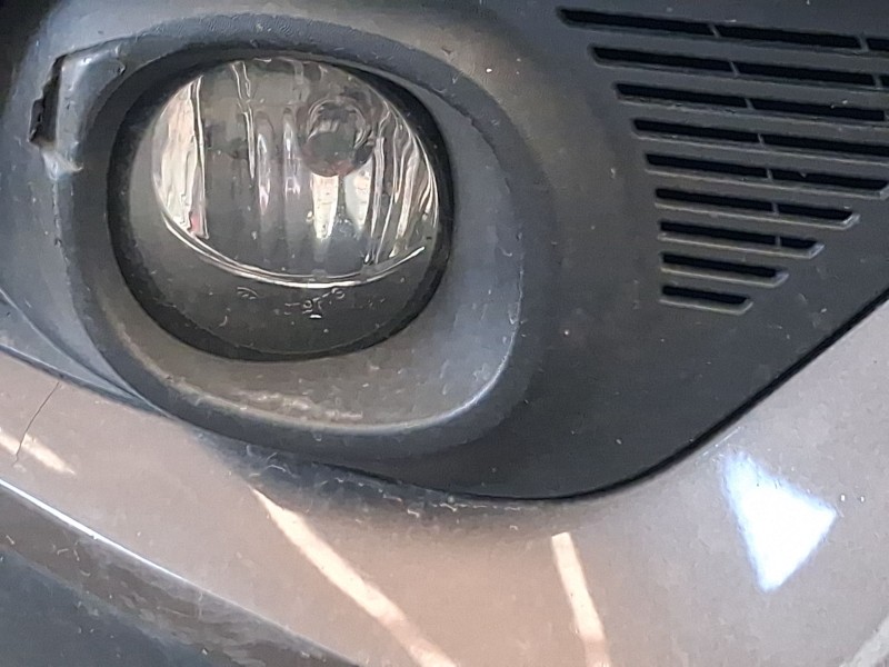 Recambio de faro antiniebla derecho para renault grand scénic iv (r9_) 1.2 tce 130 referencia OEM IAM 261503971R  