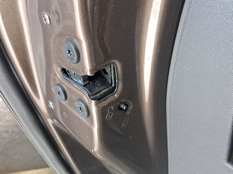 Recambio de cerradura puerta trasera izquierda para renault grand scénic iv (r9_) 1.2 tce 130 referencia OEM IAM 825037601R  