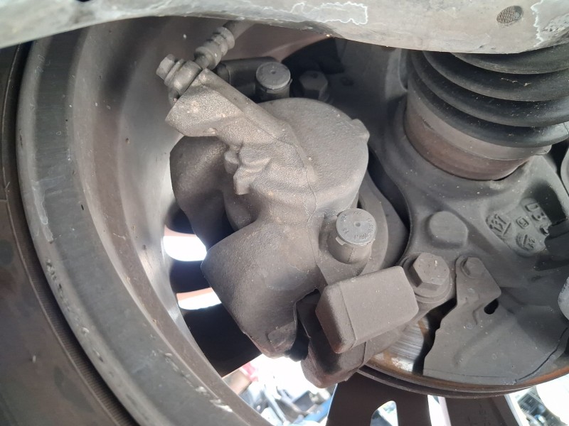 Recambio de pinza freno delantera derecha para peugeot 3008 ii suv (mc_, mr_, mj_, m4_) 1.5 bluehdi 130 referencia OEM IAM 16926