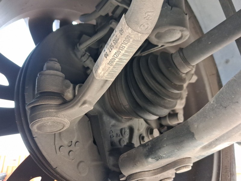 Recambio de mangueta delantera izquierda para peugeot 3008 ii suv (mc_, mr_, mj_, m4_) 1.5 bluehdi 130 referencia OEM IAM 164785