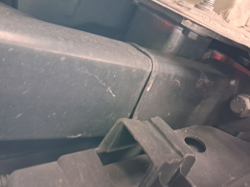 Recambio de refuerzo paragolpes trasero para peugeot 3008 ii suv (mc_, mr_, mj_, m4_) 1.5 bluehdi 130 referencia OEM IAM 9816071