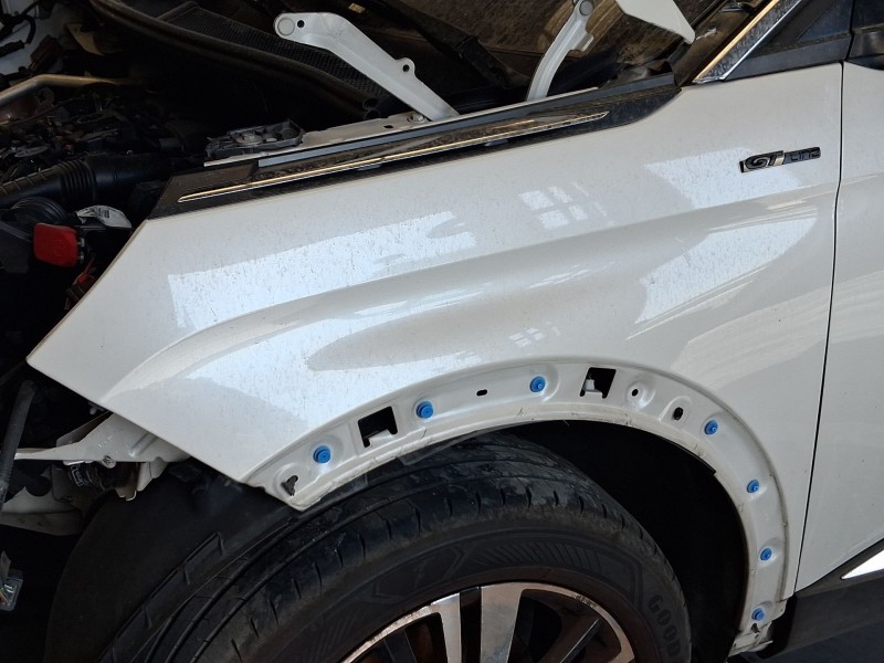 Recambio de aleta delantera izquierda para peugeot 3008 ii suv (mc_, mr_, mj_, m4_) 1.5 bluehdi 130 referencia OEM IAM 981230578