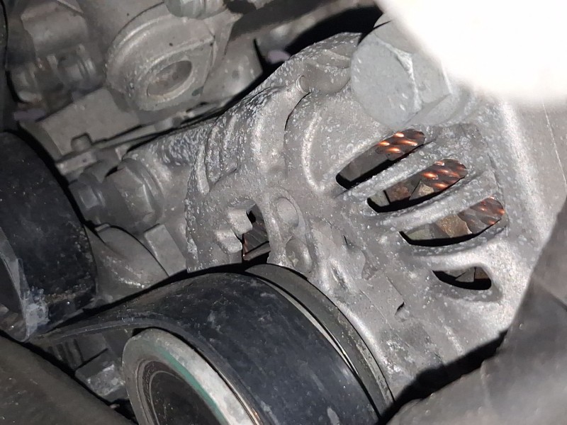 Recambio de alternador para peugeot 3008 ii suv (mc_, mr_, mj_, m4_) 1.5 bluehdi 130 referencia OEM IAM 9824742880 1635591980 