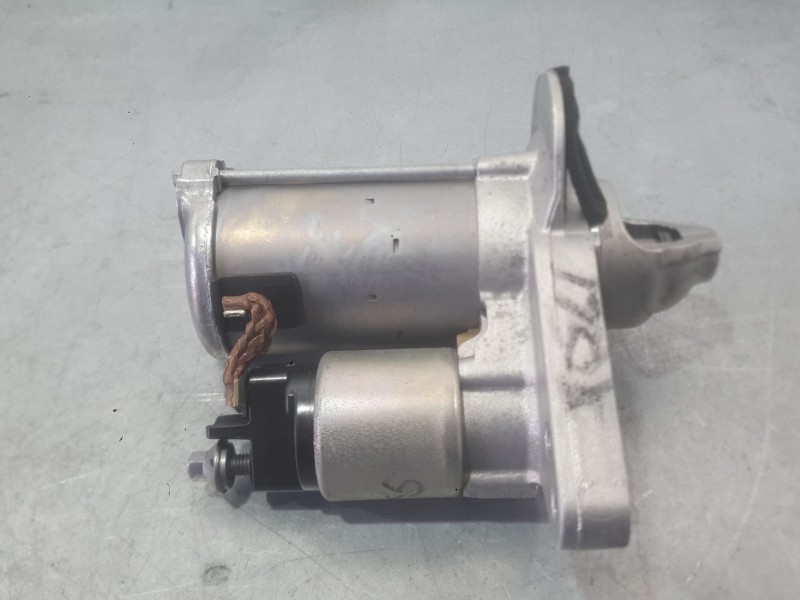 Recambio de motor arranque para renault captur ii (hf_) tce 100 (hfmt) referencia OEM IAM 233004646R  